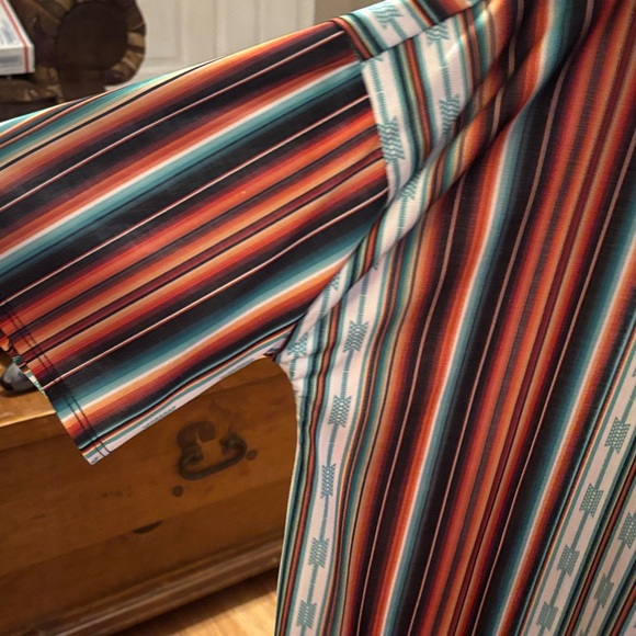 L&B NWOT TOP - Picture 4 of 4